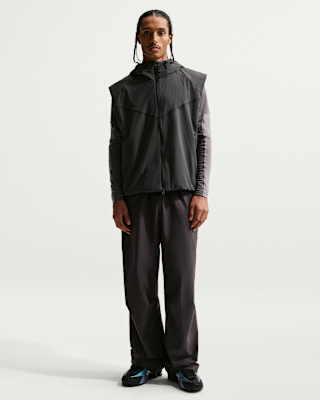 Reviews: Nike Tech Men's Dri-FIT Woven Windrunner Vest. Nike.com